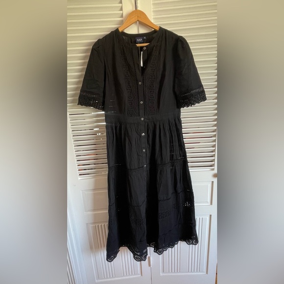 Gap Lace Button-Front Midi Dress in Black, Women’s Sizes M and L - Picture 4 of 9